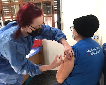 Medical outreach volunteer project in Buenos Aires, Argentina with IVHQ