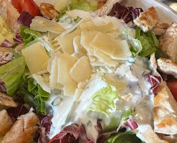Volunteer meals in Croatia with IVHQ