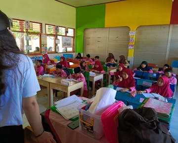 IVHQ volunteer on the Teaching project in Lombok