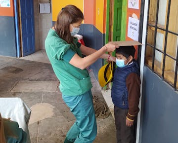 IVHQ volunteer on Medical Campaign project in Peru