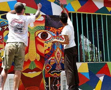 IVHQ volunteer abroad in the Philippines working in construction