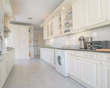 IVHQ Portugal volunteer beach house kitchen