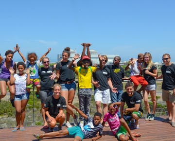 Holiday Club volunteers in South Africa with IVHQ