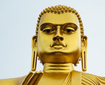 Explore the area around Sigiriya with IVHQ in Sri Lanka