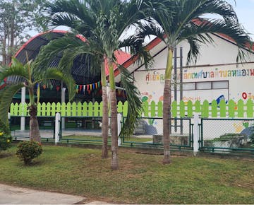 Childcare volunteer project in Thailand Hua Hin with IVHQ