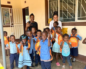 IVHQ volunteers doing volunteer work at the childcare project in Zambia
