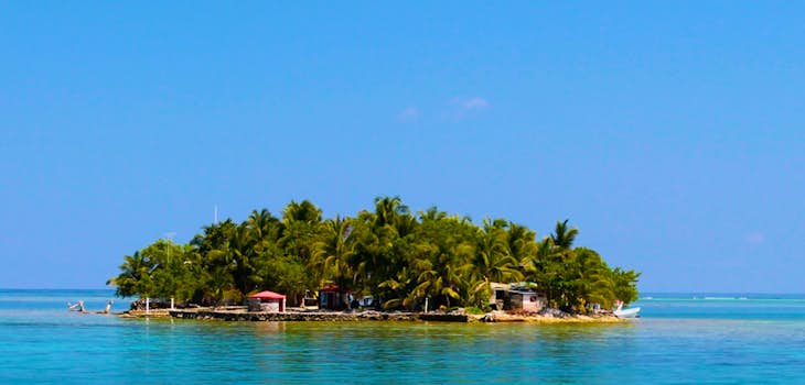 Volunteer in Belize with International Volunteer HQ