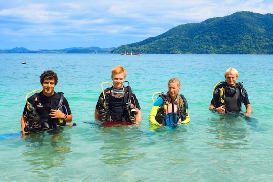 Volunteer on the Marine Conservtion project in Madagascar with IVHQ
